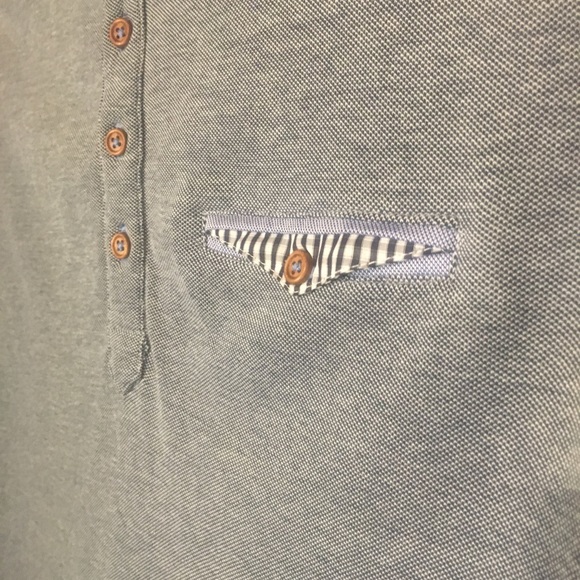 Saks Fifth Avenue Men's Shirt - Picture 5 of 5